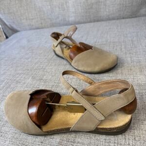 Dansko Rowan Taupe Nubuck Leather Sandals EU 41 US 10.5-11
